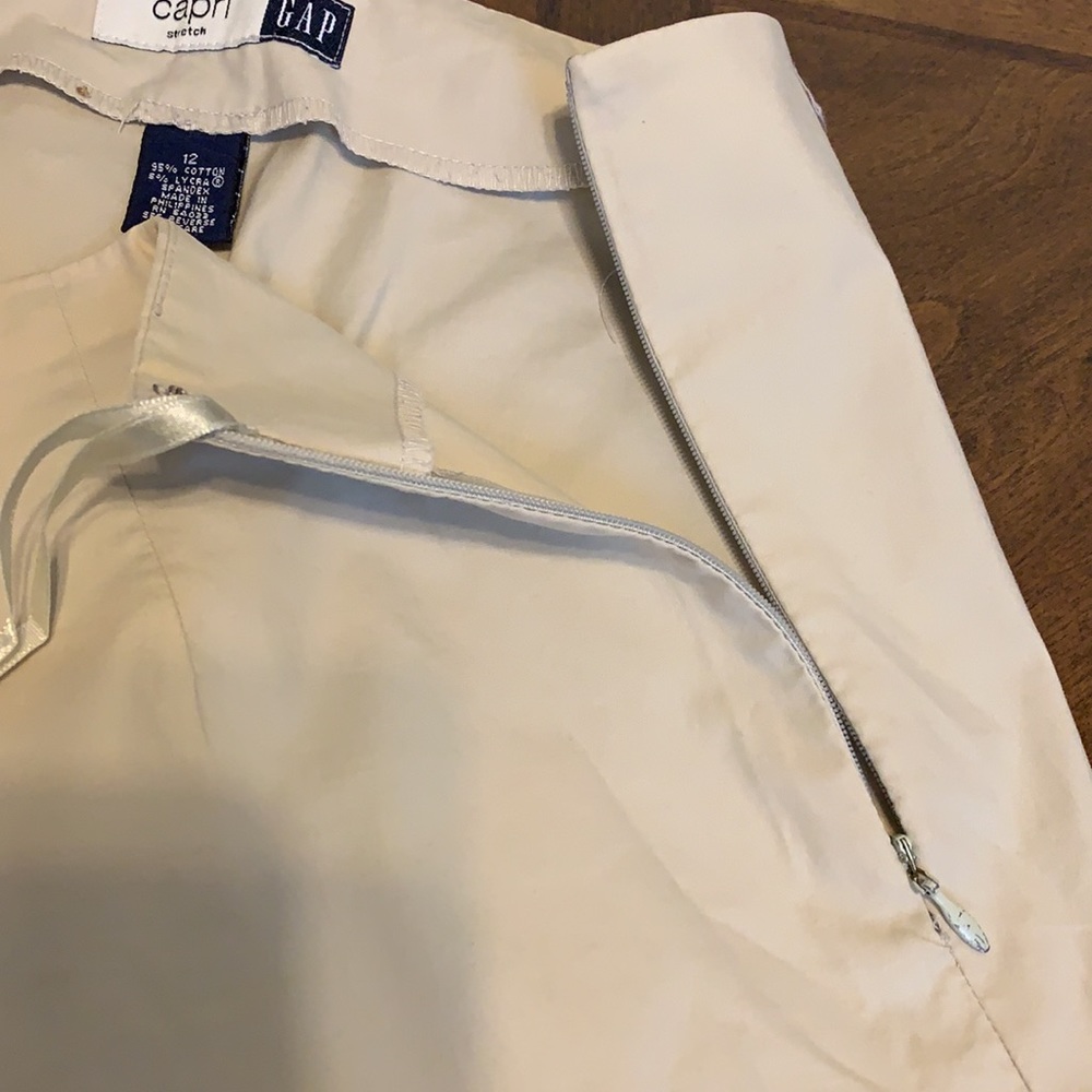 # Gap Capri. - image 3